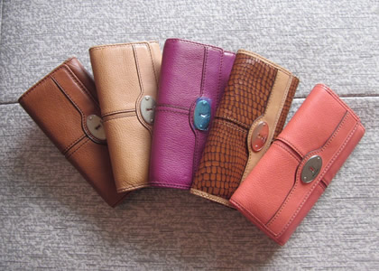How to clean a man's cowhide wallet if i